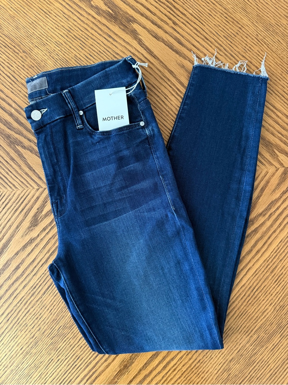 MOTHER High Waisted Looker Ankle Fray Jeans - Tongue in Chic